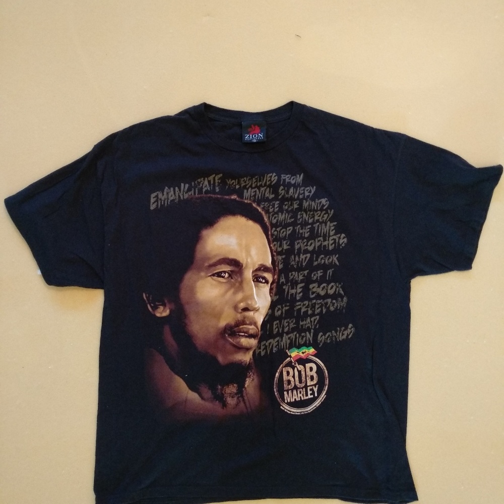 Bob marley t-shirt